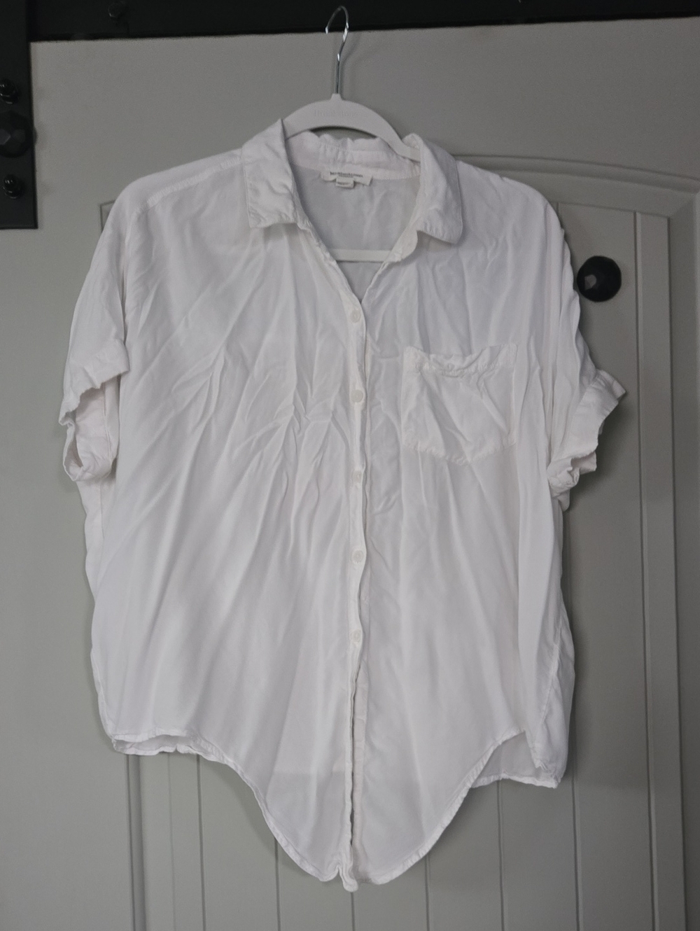 Relaxed White Short-Sleeve Button-Down Shirt for Women